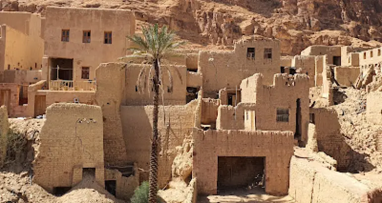 Historic Landmarks and Stunning Landscapes with Al Ula City Tours